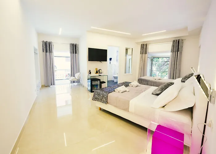 Frühstückspension San Pietro Grand 4*