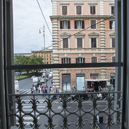 ベッド・アンド・ブレックファスト San Pietro Grand ローマ